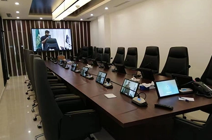 Умная система аудио конференции для офисного здания в Саудовской Аравии